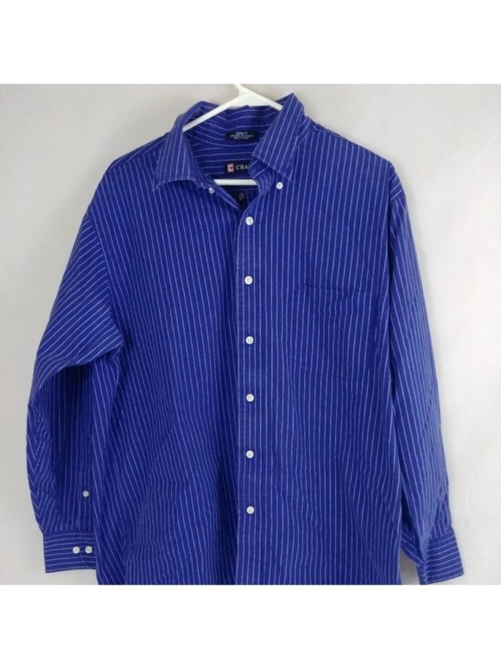Chaps Classic Fit Wrinkle Free Men's Long Sleeve Button Up Shirt Size 17 32/33
